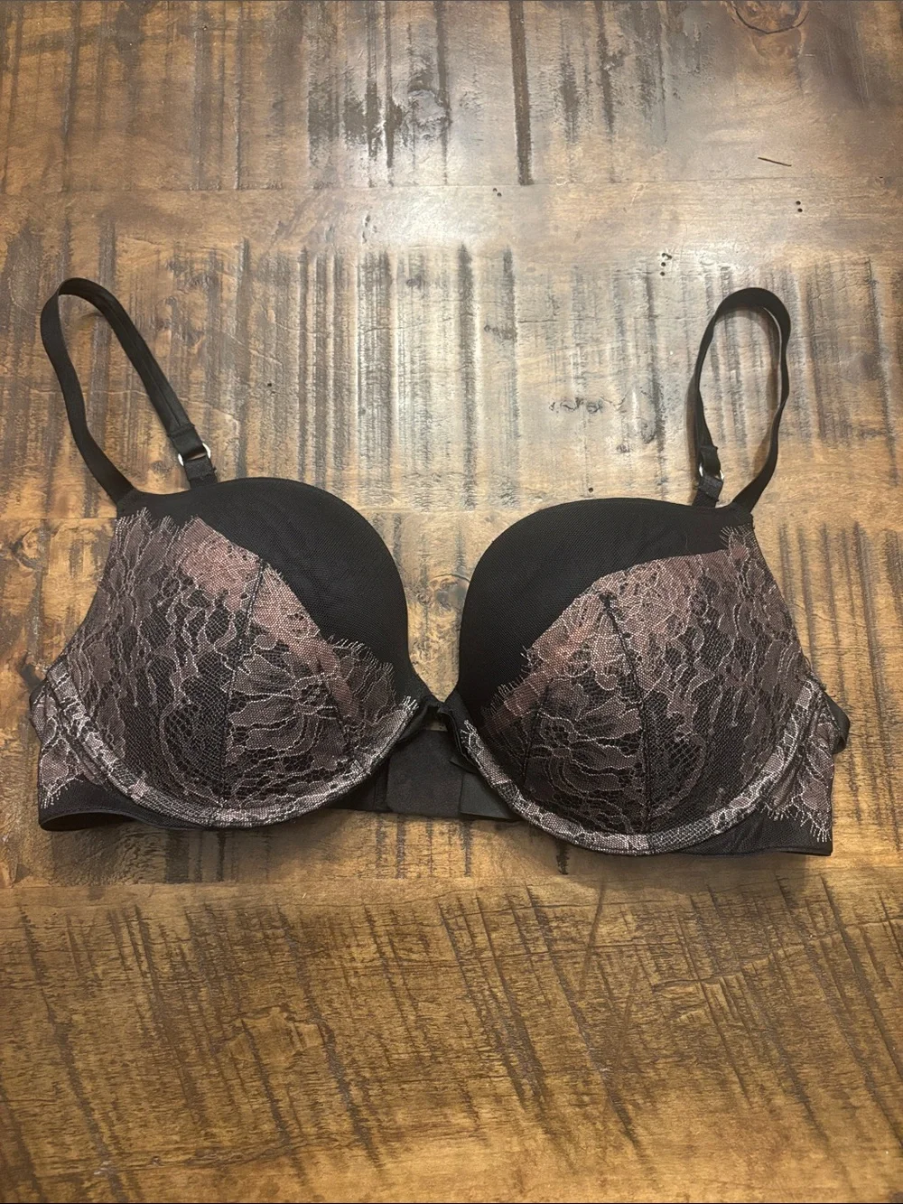 Victoria’s Secret push up bra